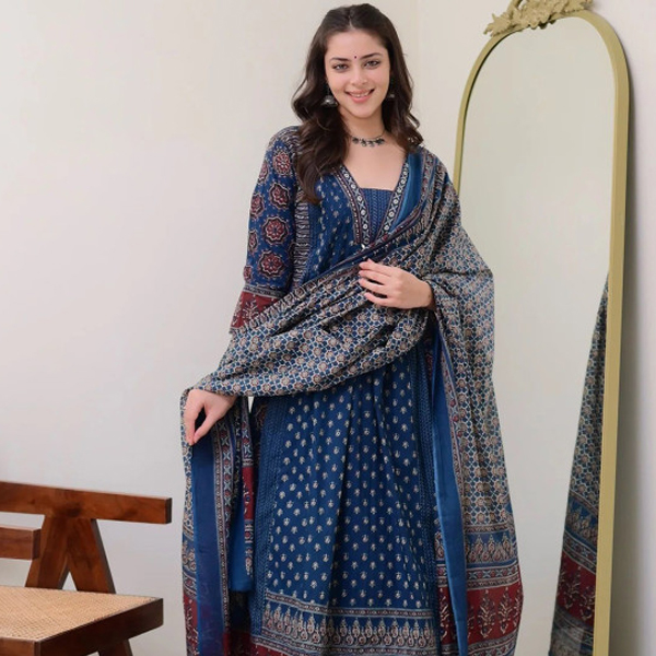 Floral Printed V Neck Anarkali Kurta